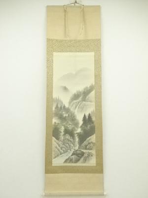 華秋筆　淡色山水　肉筆絹本掛軸（紙箱）